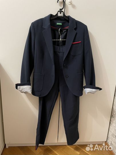Костюм женский benetton синий
