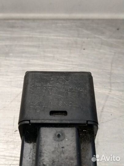 Блок реле Nissan Serena 1 C23M GA16DE 1991-2001