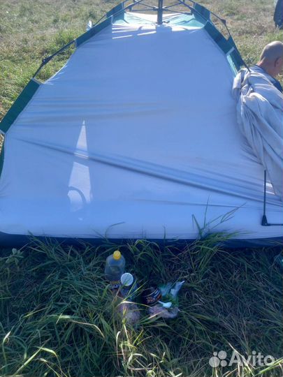 Палатка туристическая3 местная