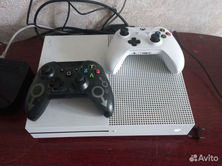 Xbox One s