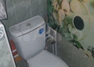 Комната 10 м² в 5-к., 2/2 эт.