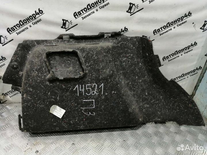 Обшивка багажника правая Renault Megane 3 хэтчбек