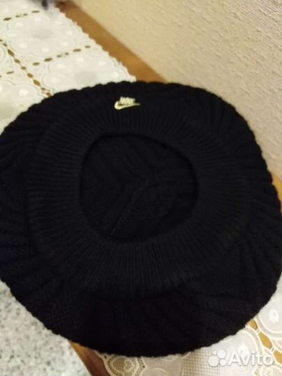Берет черный
