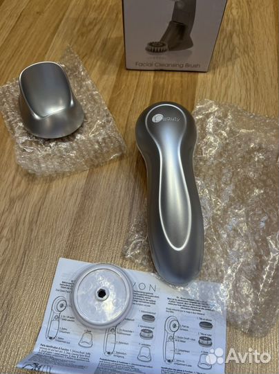 Аппарат для чистки лица Facial Cleansing Brush