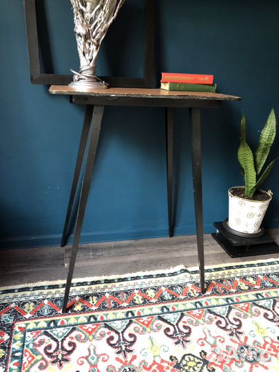 Винтажный столик