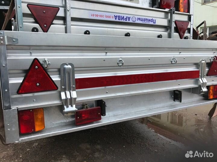 Светоотражающая лента на прицеп для контурной марк