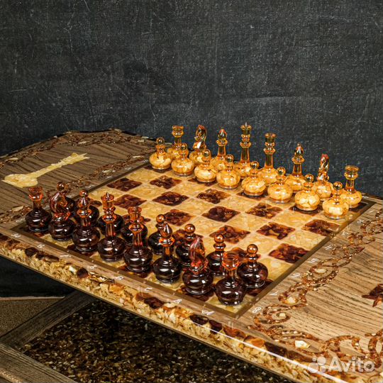Шахматы. Янтарь. Янтарные шахматный Стол с фигурам