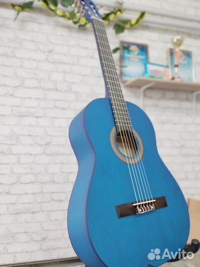 Классическая гитара Fabio (матовая) синий цвет