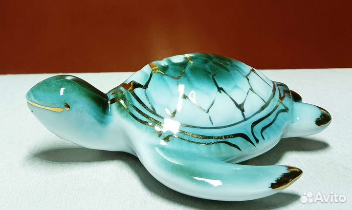 Фигурка черепашки