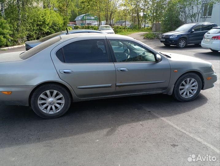 Nissan Maxima 2.0 МТ, 2004, 297 000 км