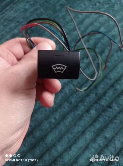 Кнопка обогрева стекла Веста NG