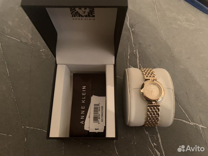 Часы наручные женские