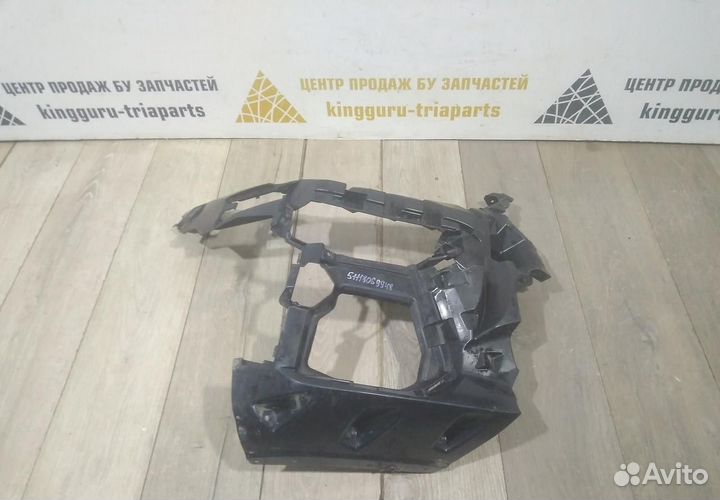 Кронштейн противотуманной фары правый бу BMW X6 G06 M-Pack OEM 51118069948