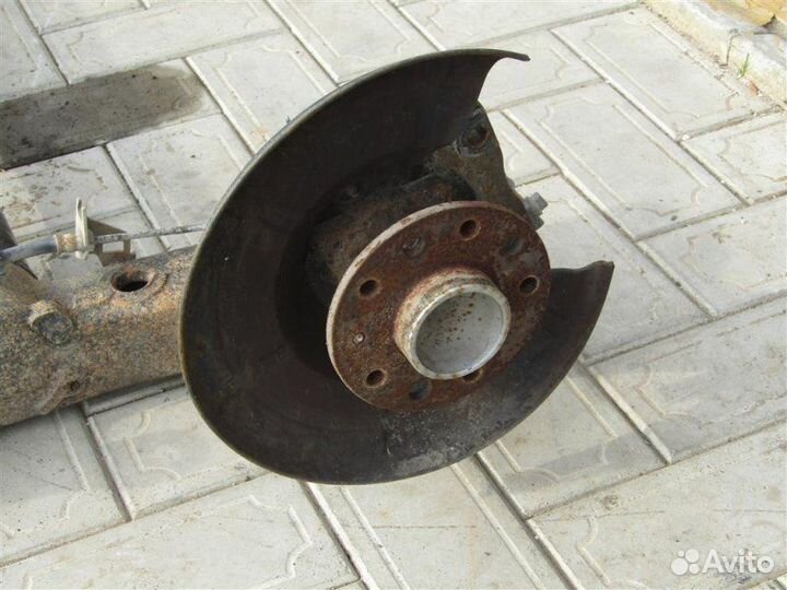 Балка задняя Opel Astra H универсал 1.3 Z13DTH