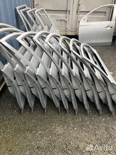 Дверь передняя правая Mitsubishi Pajero Sport 3