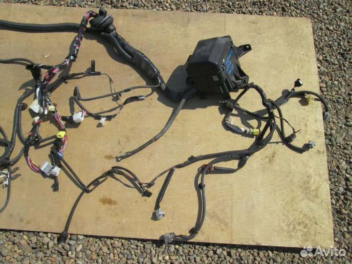 Блок предохранителей Toyota Allion ZZT240 1ZZ-FE