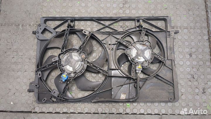 Вентилятор радиатора Renault Trafic, 2017