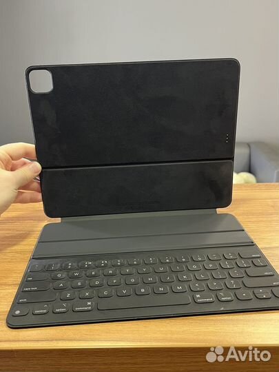 Apple SMART Keyboard Folio 12.9