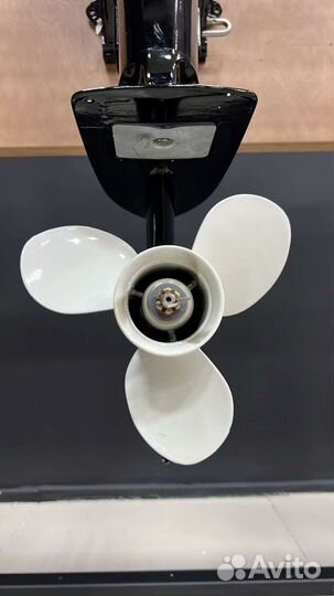 Лодочный мотор Gladiator 9.9