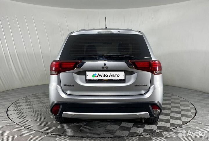 Mitsubishi Outlander 2.0 CVT, 2016, 127 000 км