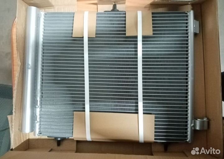 Радиатор кондиционера Citroеn C3, Peugeot 207