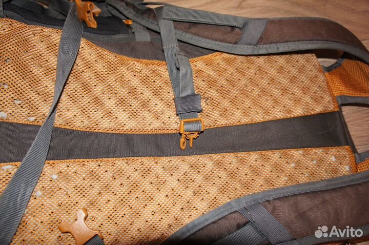 Рюкзак Quechua 30 литров под реставрацию