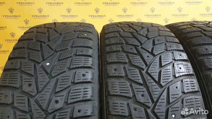 Dunlop SP Winter Ice 02 215/55 R17 98T
