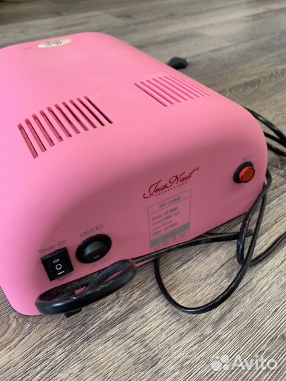 Лампа для ногтей