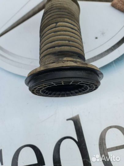 Опорный подшипник Mercedes W638/W639