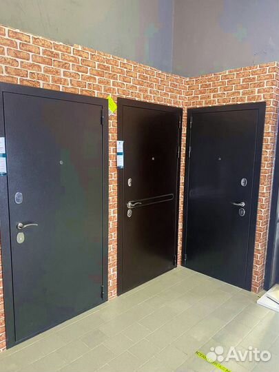 Двери металлические входные