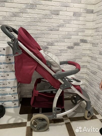Прогулочная коляска