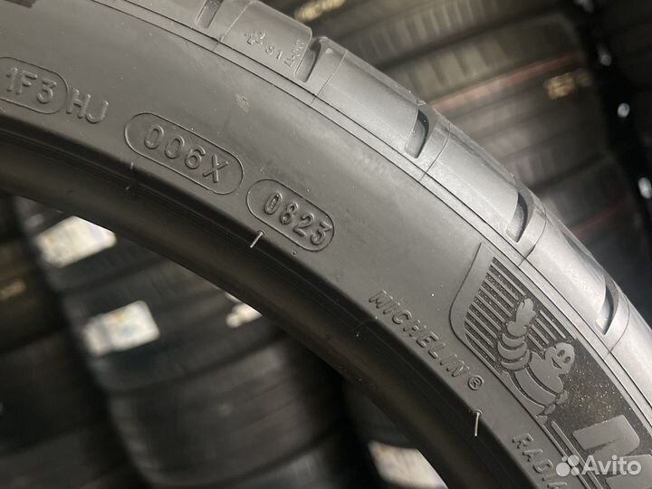 Michelin Pilot Sport 4 S 315/30 R22