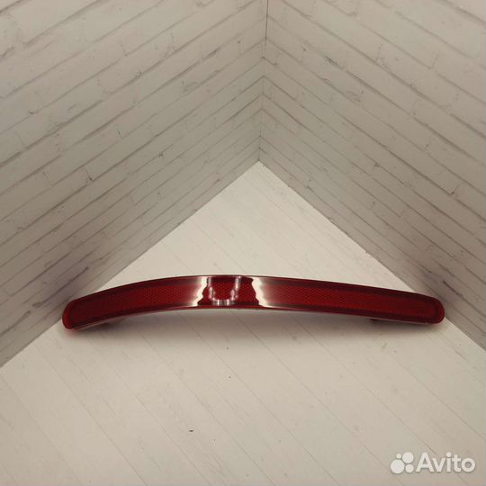 Катафот заднего бампера фольксваген туарег 02-10