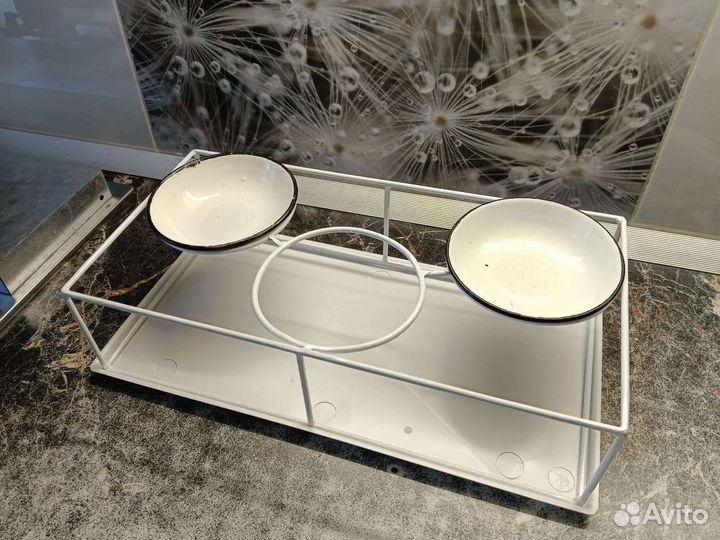 Подставка для мисок