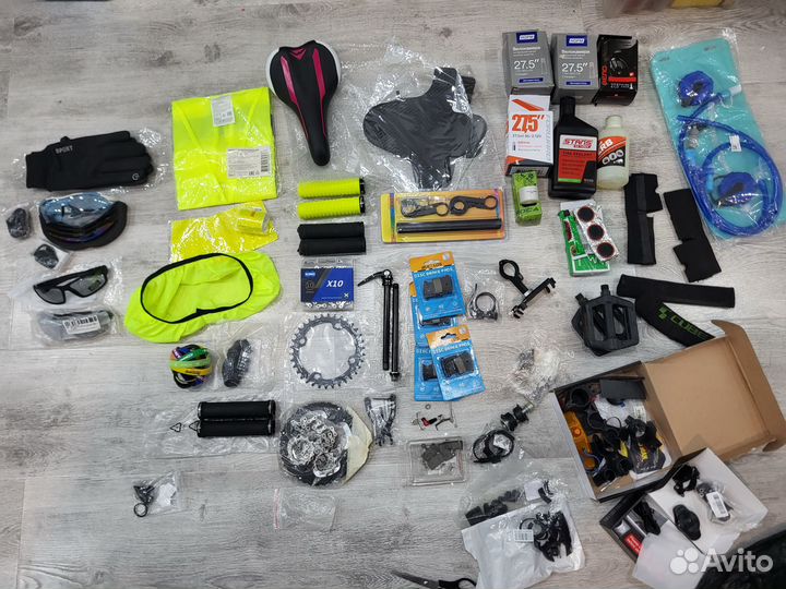 Велозапчасти и аксессуары