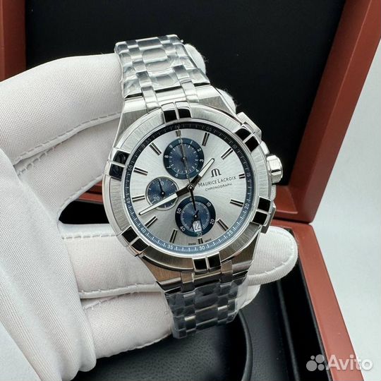 Часы Maurice Lacroix Aikon Chronograph