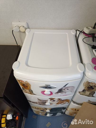 Комод пластиковый с ящиками