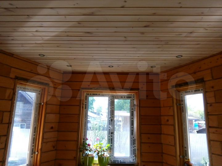 Дом 56 м² на участке 8 сот.