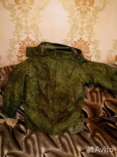 Военная одежда и обувь новая