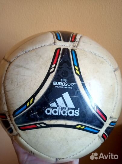 Футбольный мяч Аdidas Tango 2012 Euro