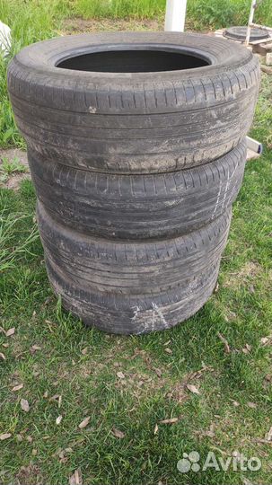 Yokohama BluEarth AE50 215/65 R17 99