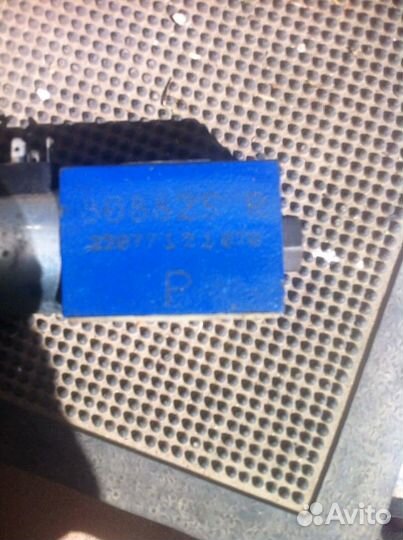 Электромагнит. клапан на hitachi rexroth 900561274