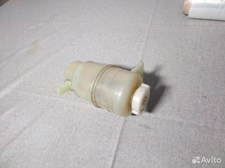 Бачок гидроусилителя руля L200 5 Pajero Sport 3