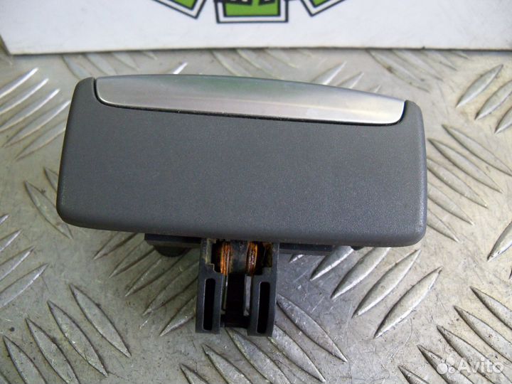 Ручка бардачка Ford Focus 2 2009г Рестайлинг