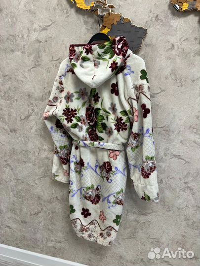 Халат махровый женский