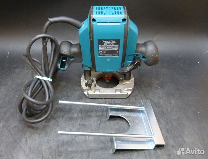 Фрезер Makita RP0900