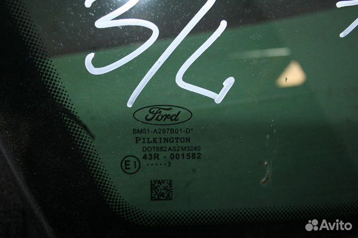 Стекло кузовное глухое левое ford focus III 2011