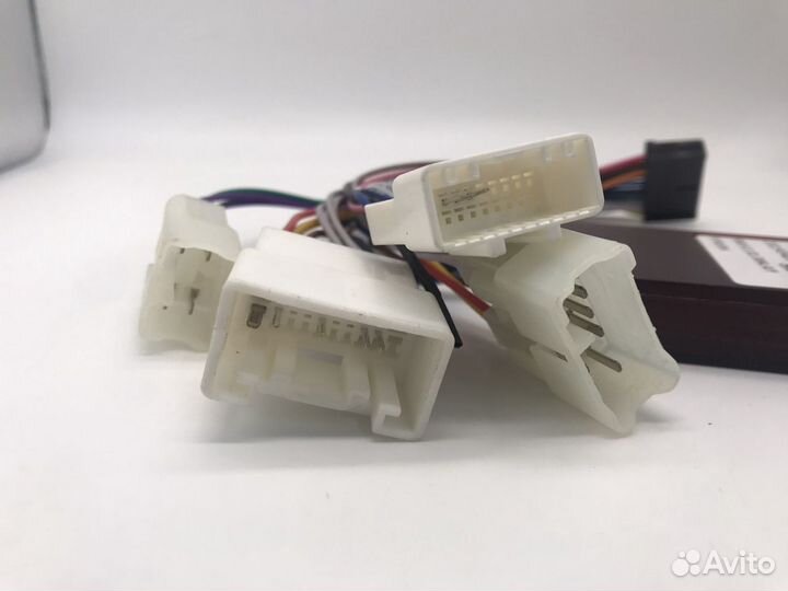 Активатор штатного усилителя canbus Toyota, Lexus