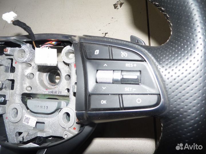 Руль рулевое колесо хендай дженезис genesis g70