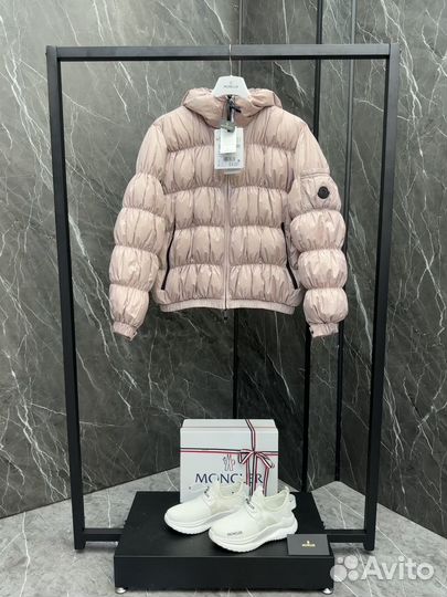 Пуховик Moncler женский